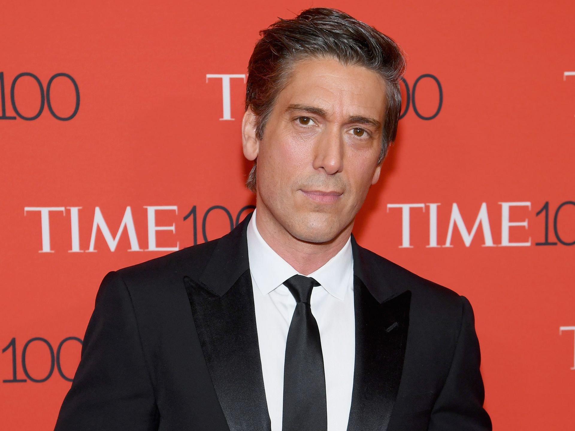 David Muir receives big news on World News Tonight tenure ahead of 11th  year with ABC show | HELLO!