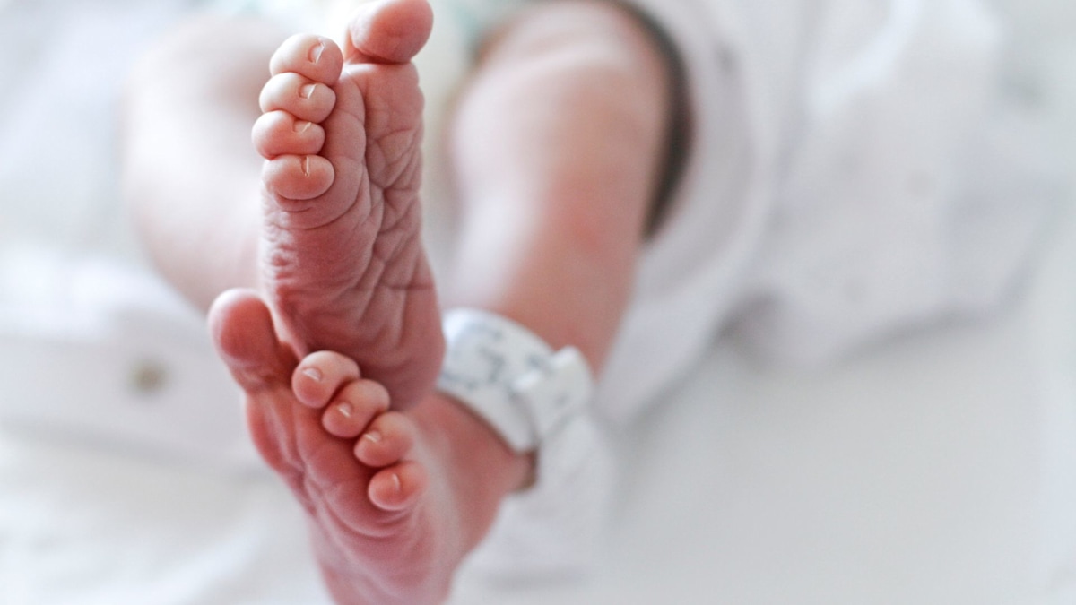 Top 10 autumn baby names for boys and girls - including one meaning 'golden princess'