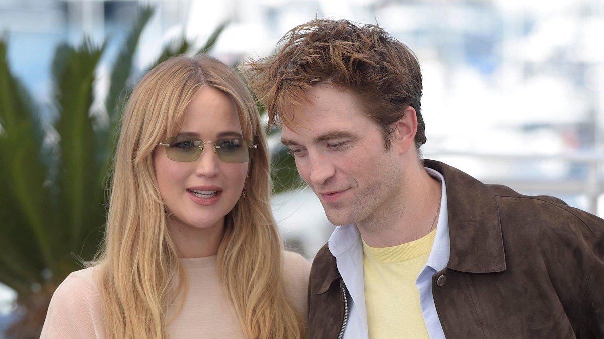Jennifer Lawrence reveals 'totally humiliating' experience with co-star Robert Pattinson
