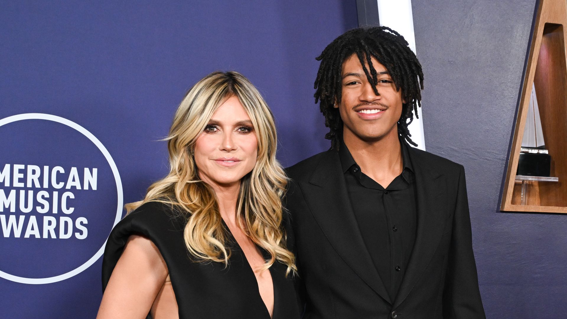 heidi klum henry samuel amas carpet