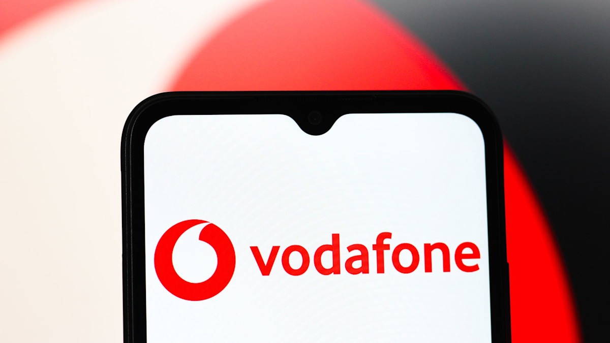 Vodafone power outage causes chaos as thousands go without internet