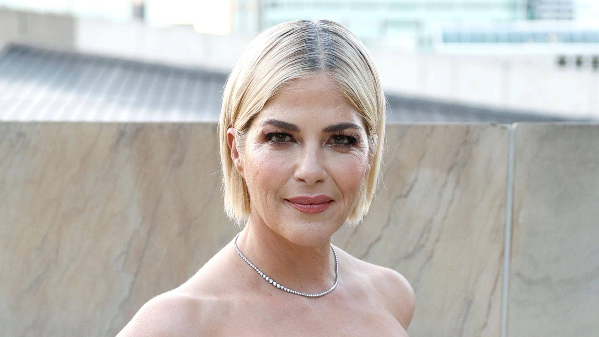photo of selma blair in blue outfit