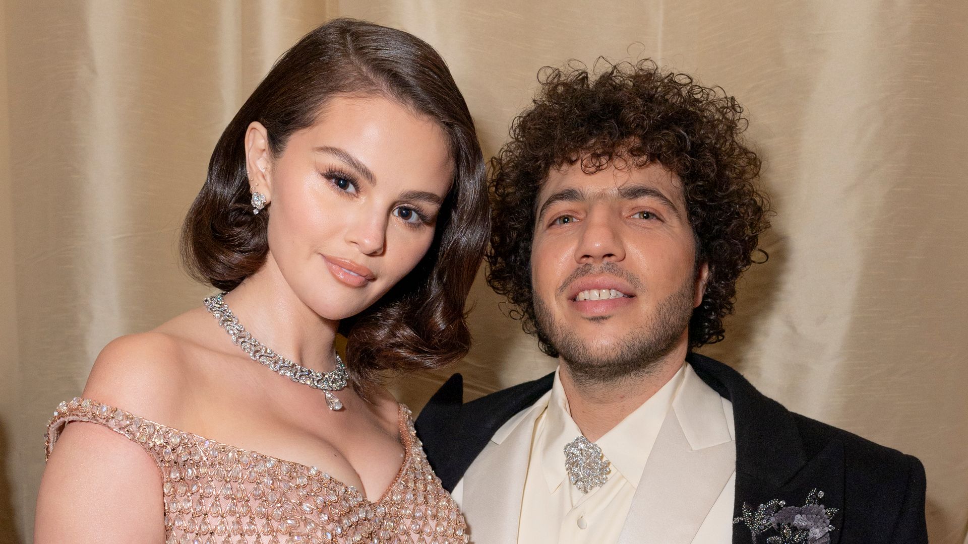 Selena Gomez and Benny Blanco attend the 97th annual Oscars at Ovation Hollywood on March 02, 2025 in Hollywood, California.