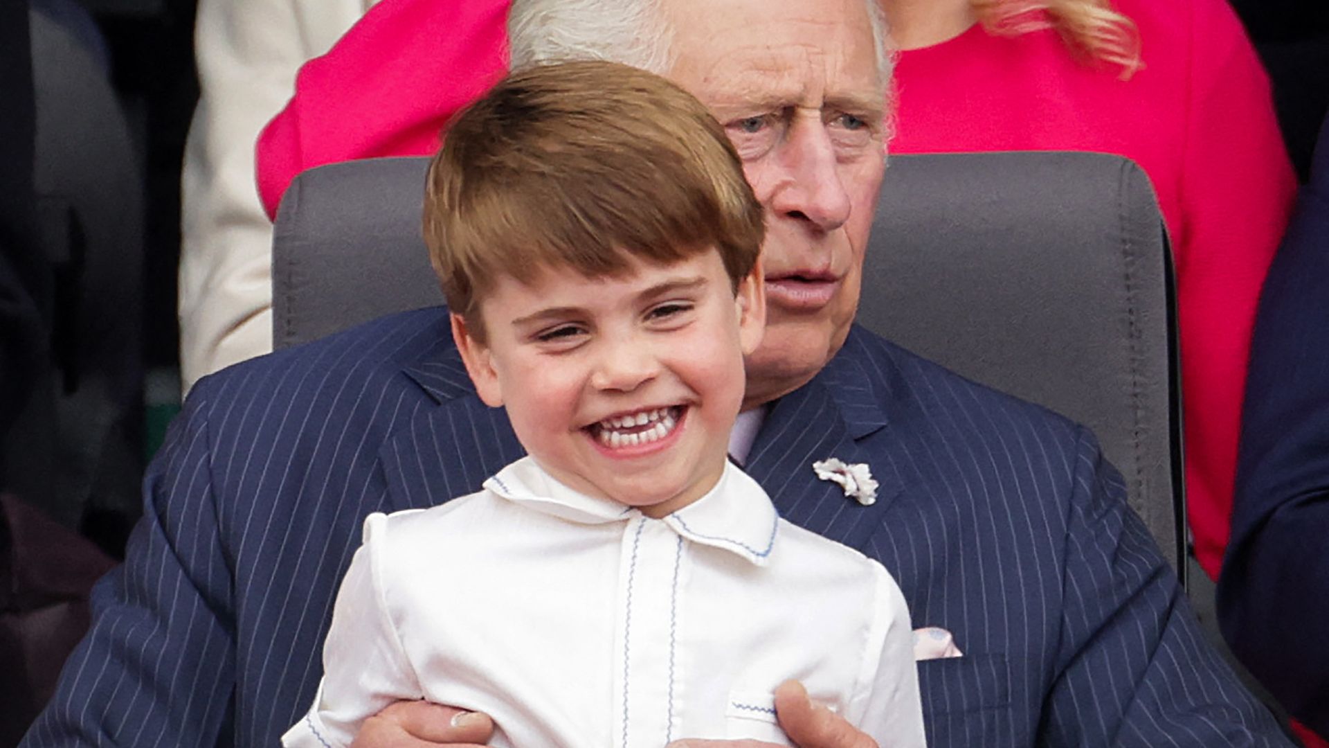 Prince Louis climbs onto grandpa King Charles' lap in the sweetest video |  HELLO!