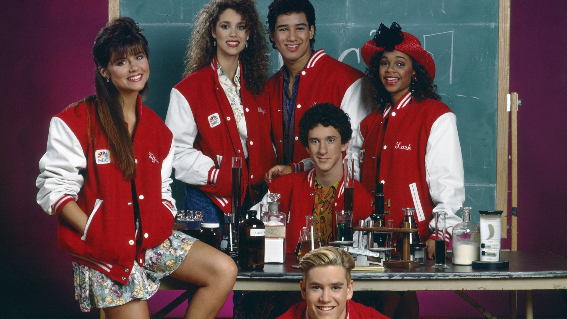 She portrayed Kelly Kapowski in Saved by the Bell