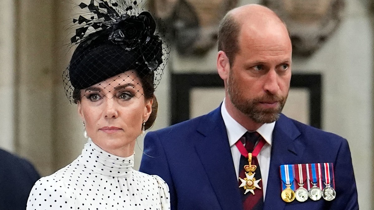 Kate Middleton and Prince William release statement during family holiday after tragic event | HELLO!