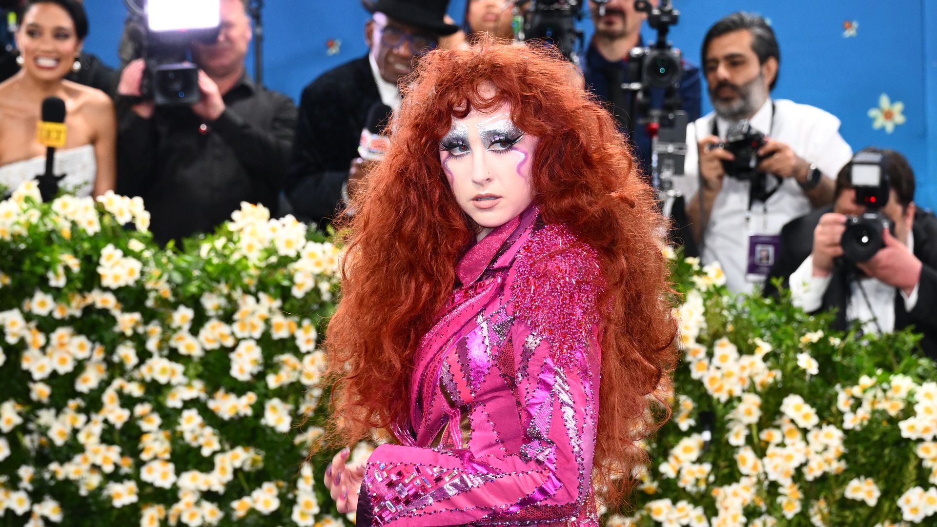 chappell roan at met gala in pink suit