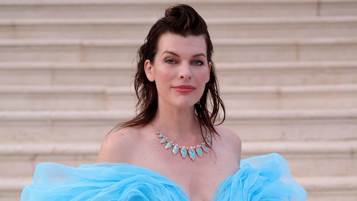 Ikkala teshikda porno jinsiy aloqani tomosha qiling