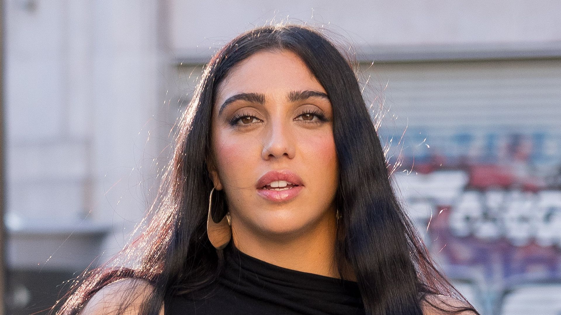lourdes leon black dress