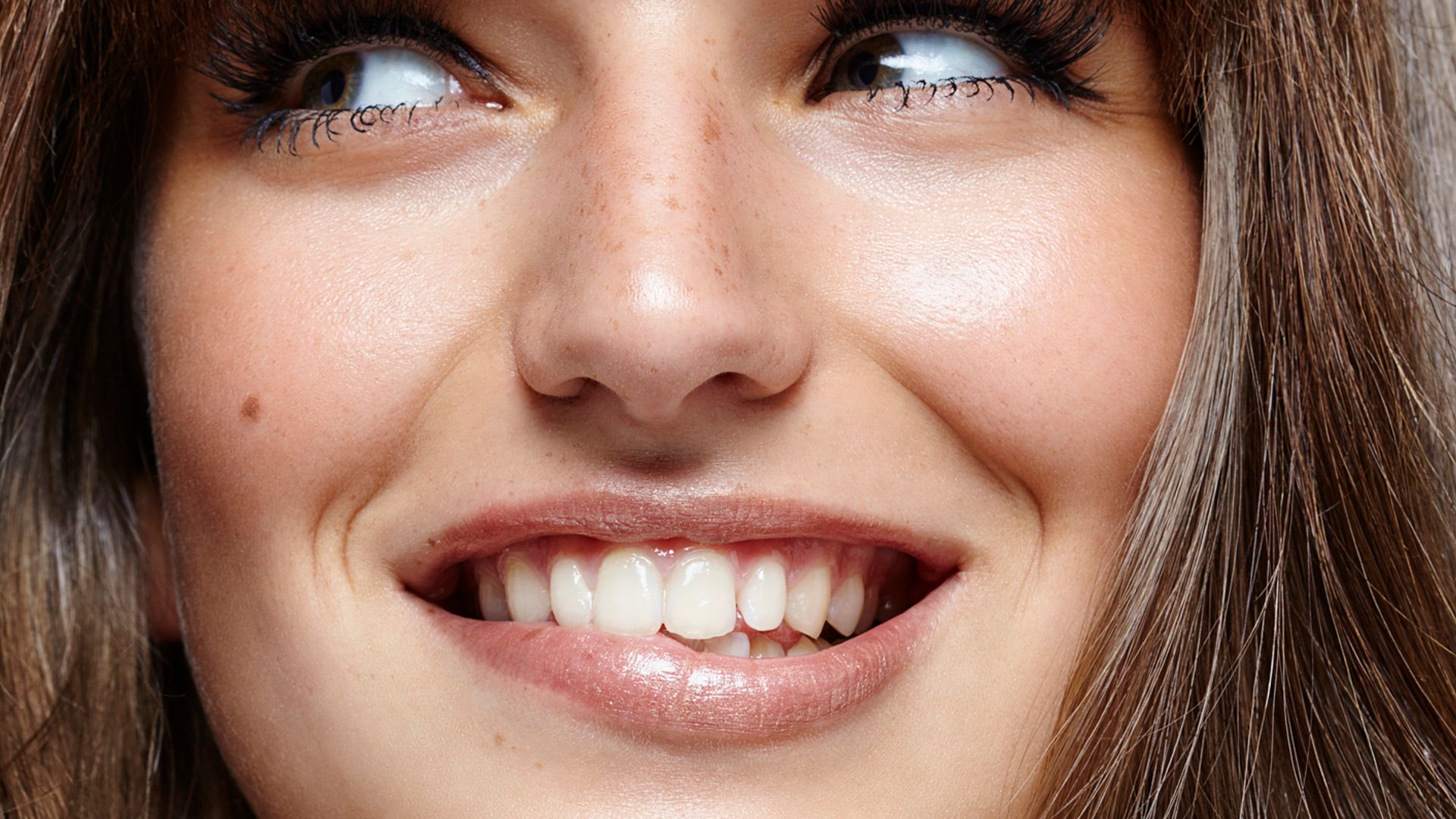 TikTok's viral teeth whitening kit for an A-lister’s smile is now 50% off