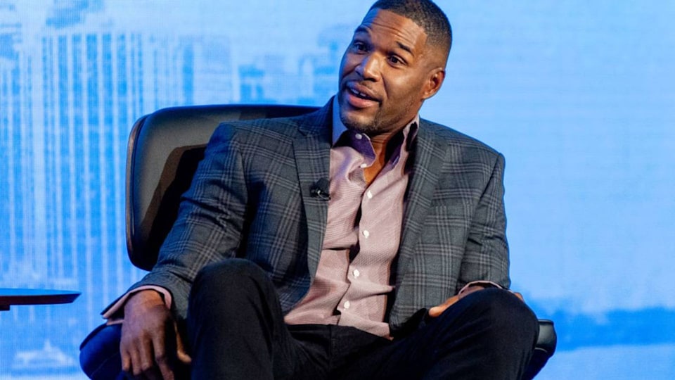 Michael Strahan doesn't hold back on his thoughts during live GMA moment -  co-stars react | HELLO!