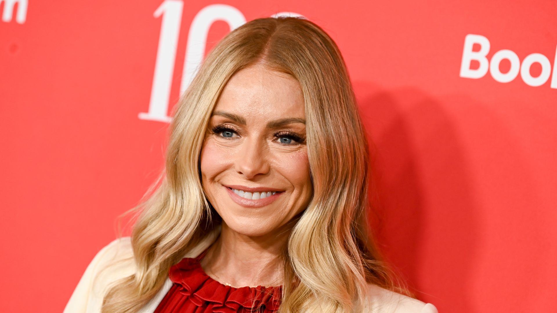 Kelly Ripa shares surprising facelift confession | HELLO!