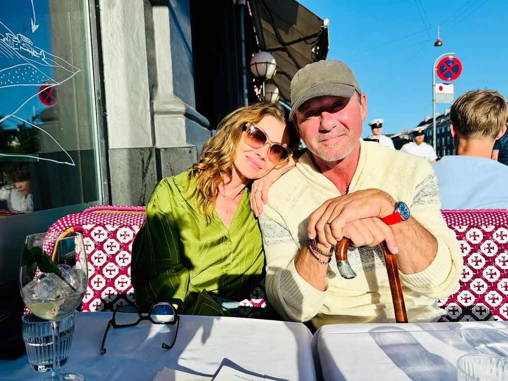 Tim McGraw and Faith Hill appear in loved-up photo for 29th anniversary:  'We've been through so much' | HELLO!