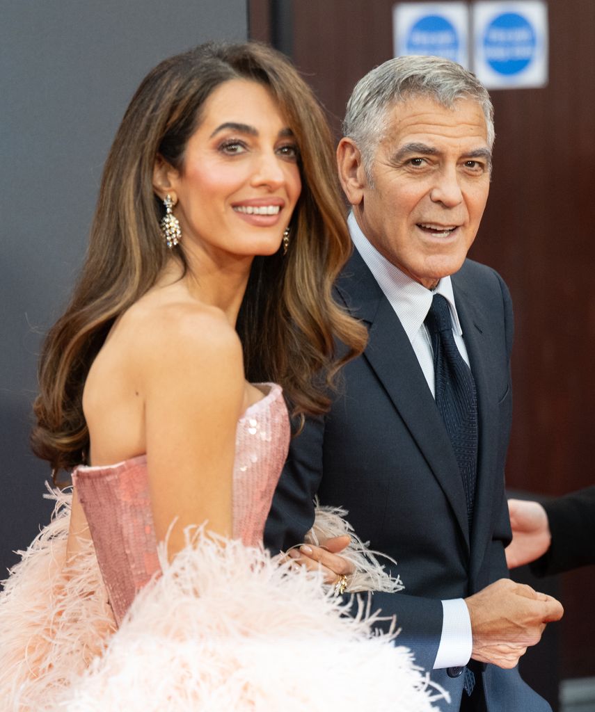 Amal Clooney dan George Clooney menghadiri "Jay Kelly" Headline Gala pada BFI London Film Festival ke-69 di The Royal Festival Hall pada 10 Oktober 2025 di London, Inggris