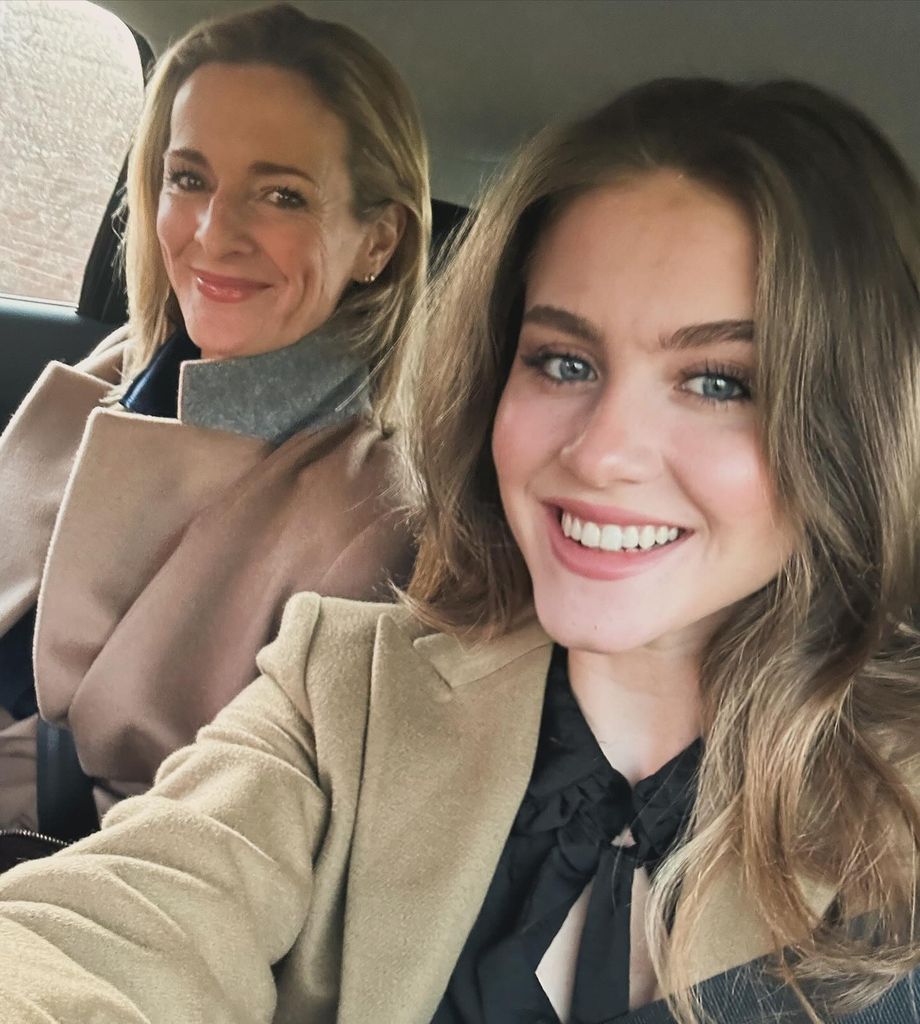 Lois and Gabby Logan selfie