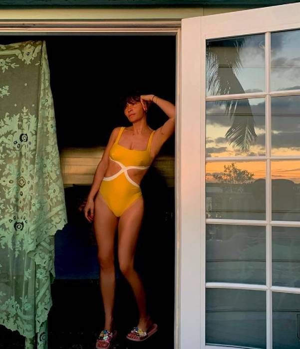 bikini　helena christensen Helena Christensen Models Thierry Mugler Bikini She First