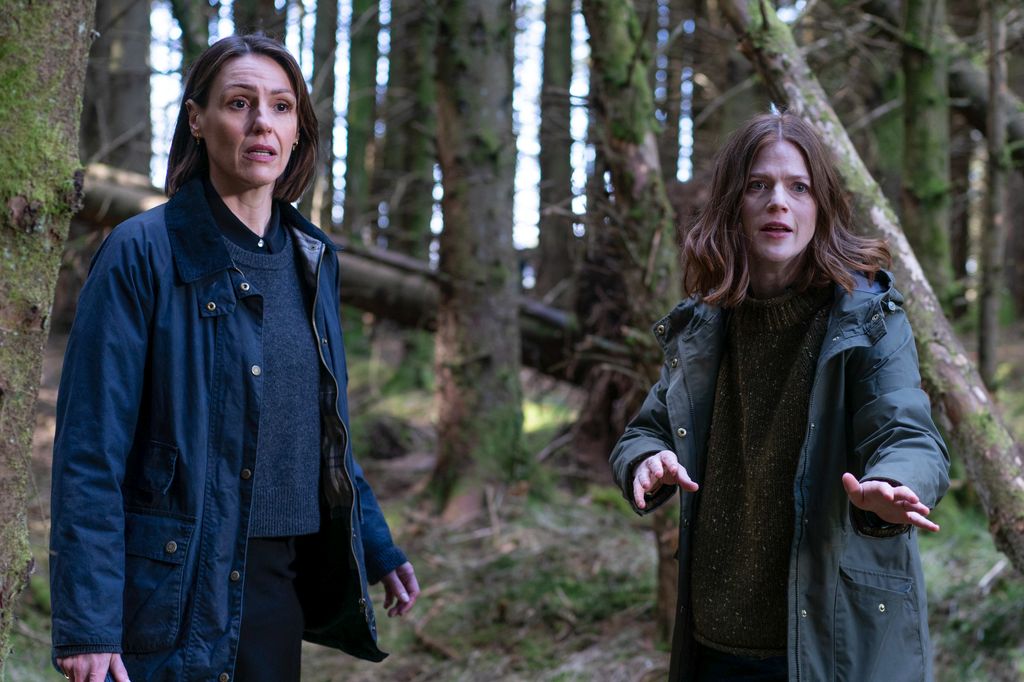 Suranne Jones as Amy Silva and Rose Leslie as Kirsten Longacre in Vigil series 2