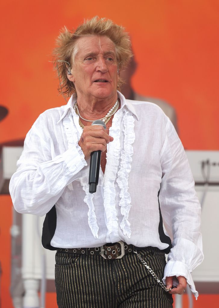 Rod Stewart performs onstage during day five of the Glastonbury Festival 2025 at Worthy Farm, Pilton on June 29, 2025 in Glastonbury, England