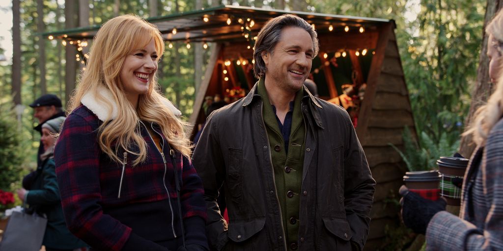 Alexandra Breckenridge as Mel Monroe, Martin Henderson as Jack Sheridan in Virgin River. Cr. Courtesy of Netflix © 2023