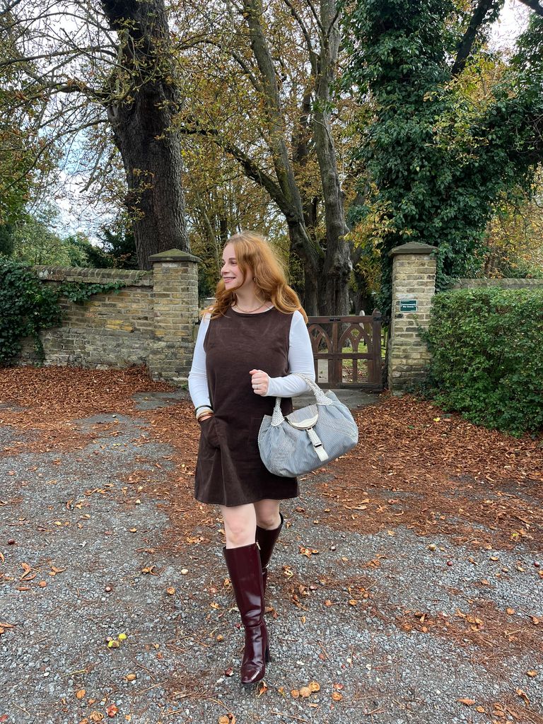 Menata tas Fendi Spy antik