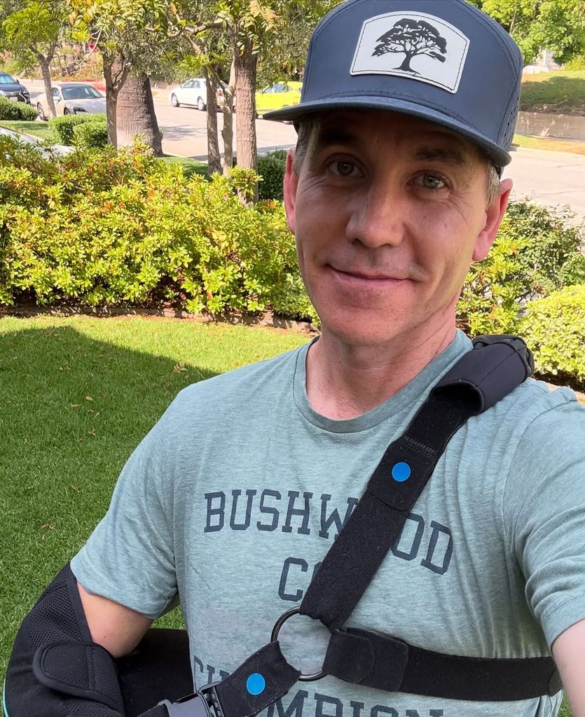 Brian Dietzen sports an injury in a selfie shared on Instagram