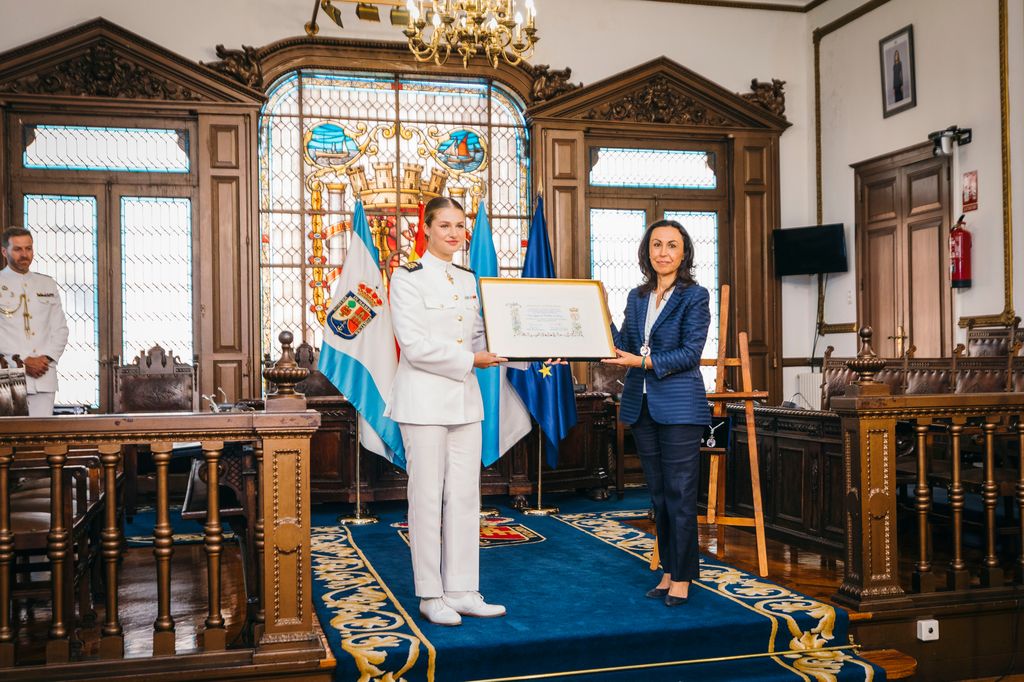 MARIN, PONTEVEDRA, GALICIA, SPAIN - JULY 14: The Princess of Asturias Leonor receives the title of "Adoptive Daughter of Marin" granted by the City Council of Marin, at the hands of the Mayoress of Marin, Maria Pilar Ramallo Vazquez, on 14 July, 2025 in Marin, Pontevedra, Galicia, Spain. The title recognizes the historical link between the town and the Royal House, especially because Marin is the seat of the Naval School. This initiative seeks to strengthen the connection between the town and the Crown, and recognizes the importance of Doña Leonor's presence in the town, where she has made several visits. (Photo By Beatriz Ciscar/Europa Press via Getty Images)