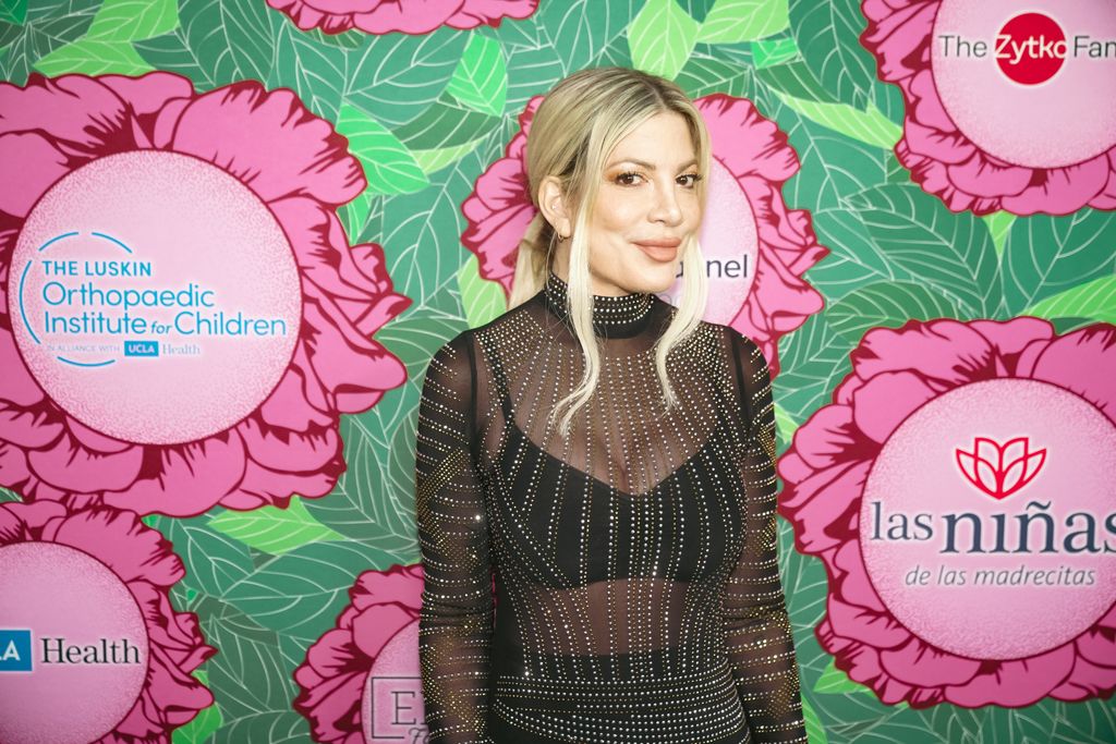 Tori Spelling attends Luskin Orthopedic Institute For Children Gala 