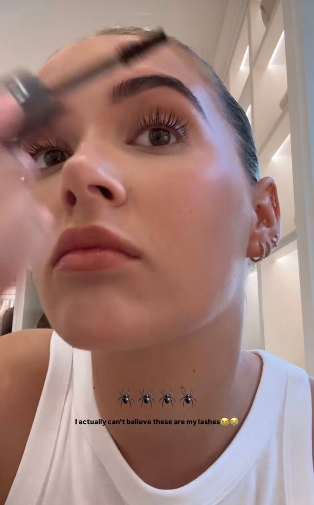 Molly's lashes look unreal in her latest selfie