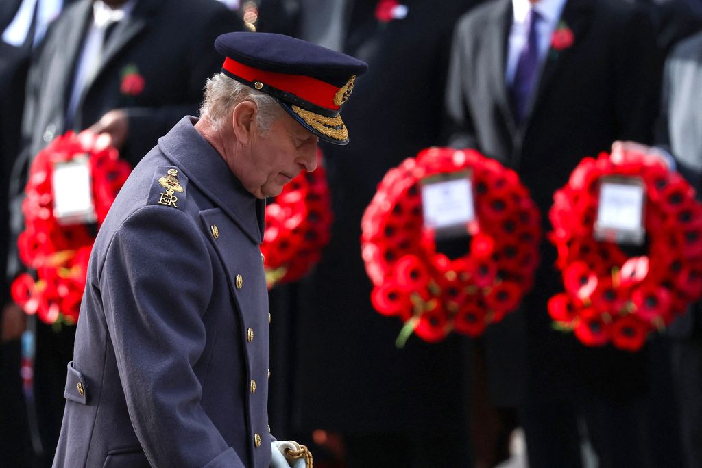   Raja Charles III dari Inggris menghadiri National Service Of Remembrance tahunan 2025 di The Cenotaph pada 9 November 2025 di London, Inggris.
