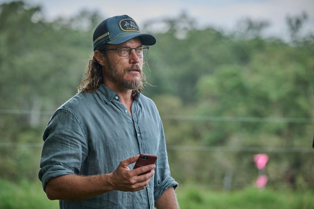 James Cormack (Travis Fimmel) in Black Snow