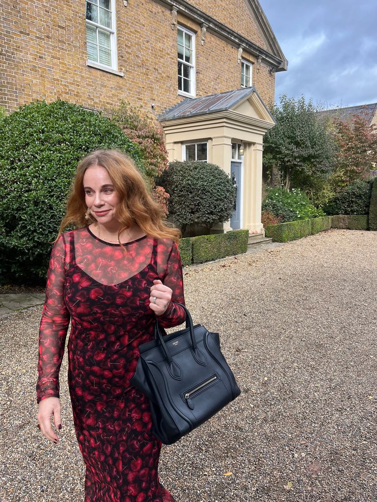 Menata tas vintage Celine Phantom