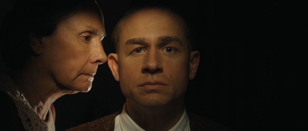 Laurie Metcalf and Charlie Hunnam star in Monster: The Ed Gein Story