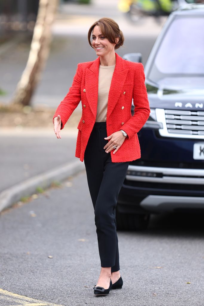 Princess Kate walking in chic flats 