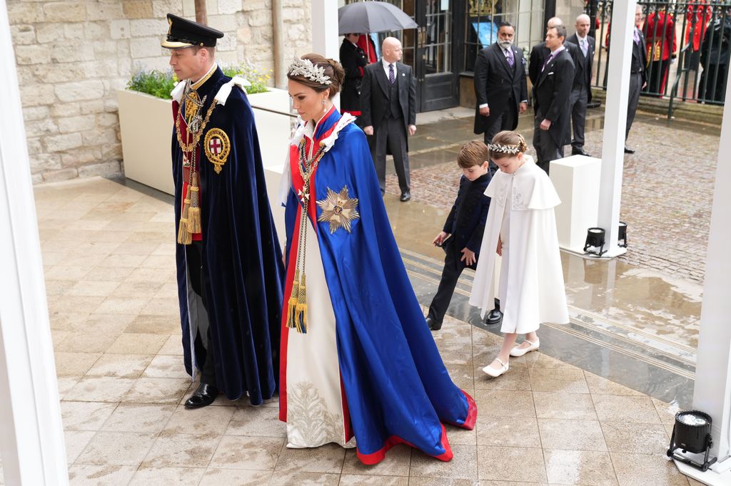 William and Kate arriving with Charlotte and Louis at coronation