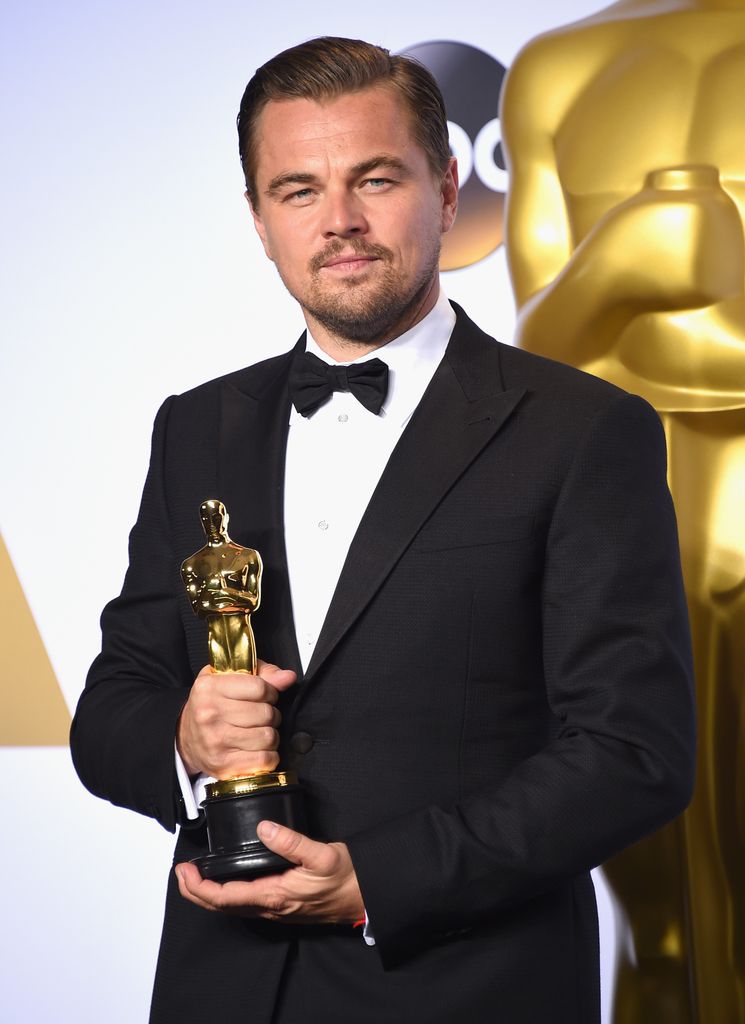 HOLLYWOOD, CA - FEBRUARY 28: Actor Leonardo DiCaprio, winner of Best Actor for 'The Revenant,' poses in the press room during the 88th Annual Academy Awards at Loews Hollywood Hotel on February 28, 2016 in Hollywood, California. (Photo by Jason Merritt/Getty Images)