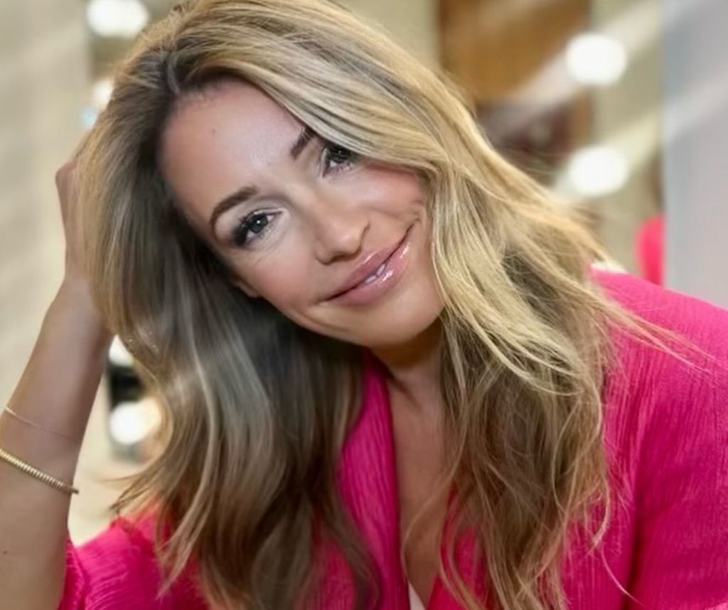 Cat Deeley prefers the natural look for her glam on This Morning