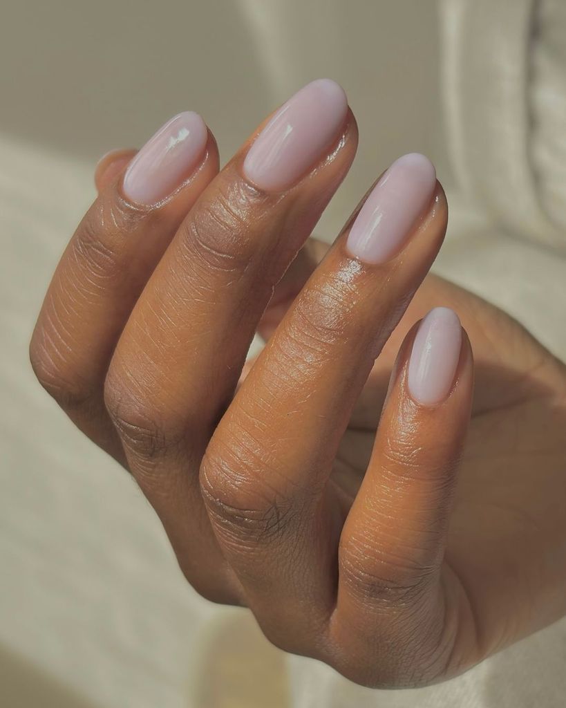 Gel Nail Art 2025: Trend Colors Unveiled