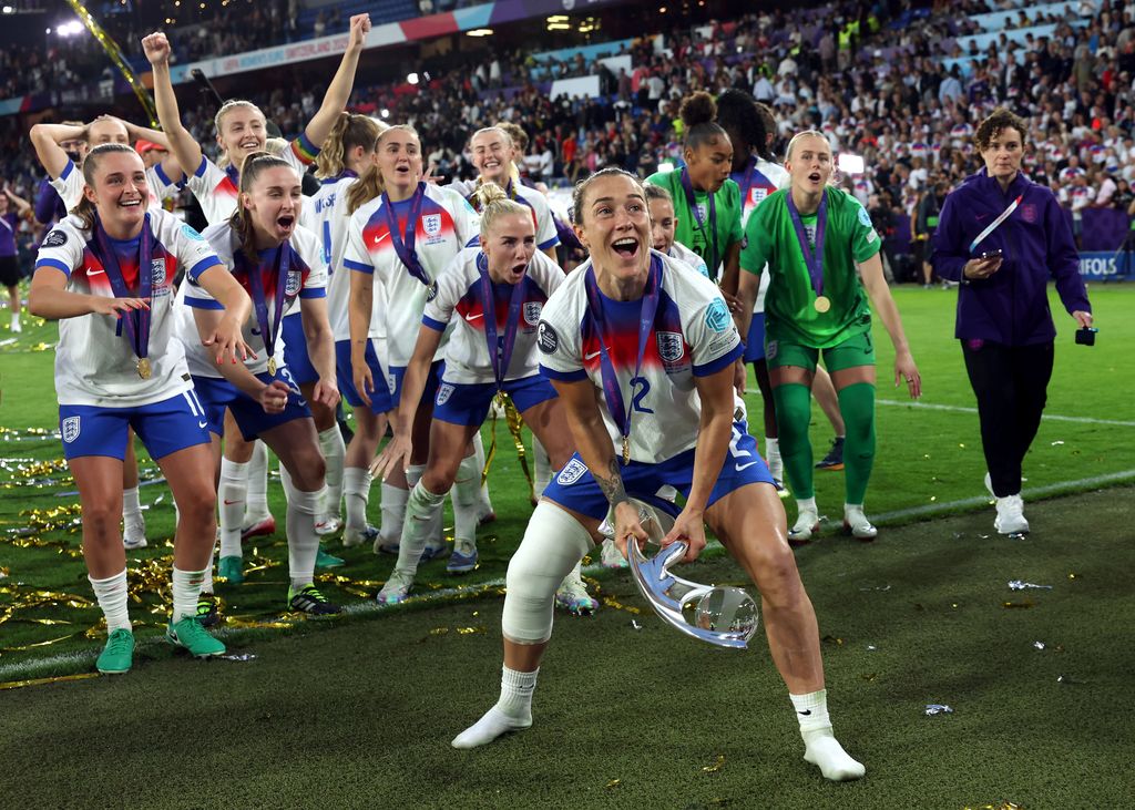 Lucy Bronze and the Lionesses at the Euros