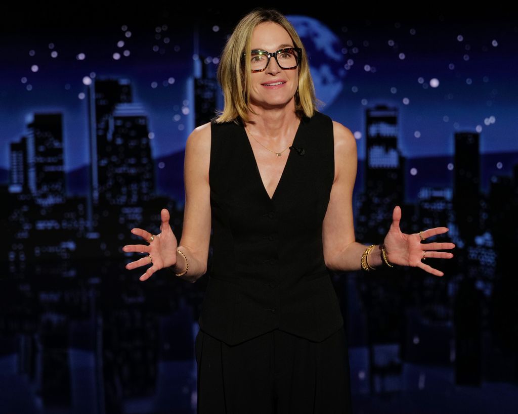 Meet Molly McNearney – Jimmy Kimmel's wife and the woman behind his  incredible success | HELLO!