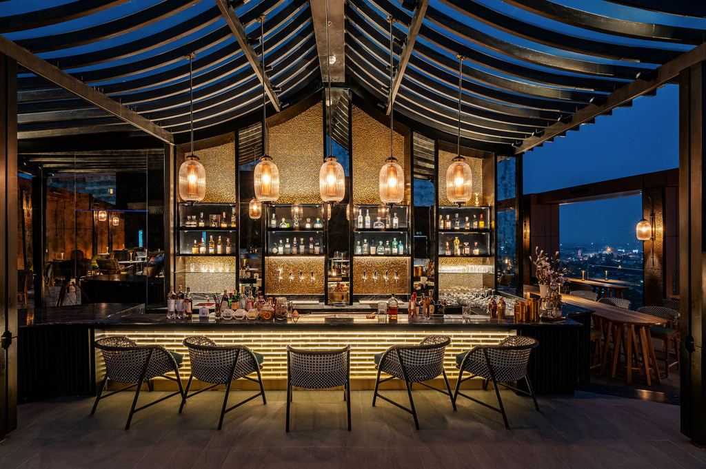 ihg chiang mai review hongs sky bar