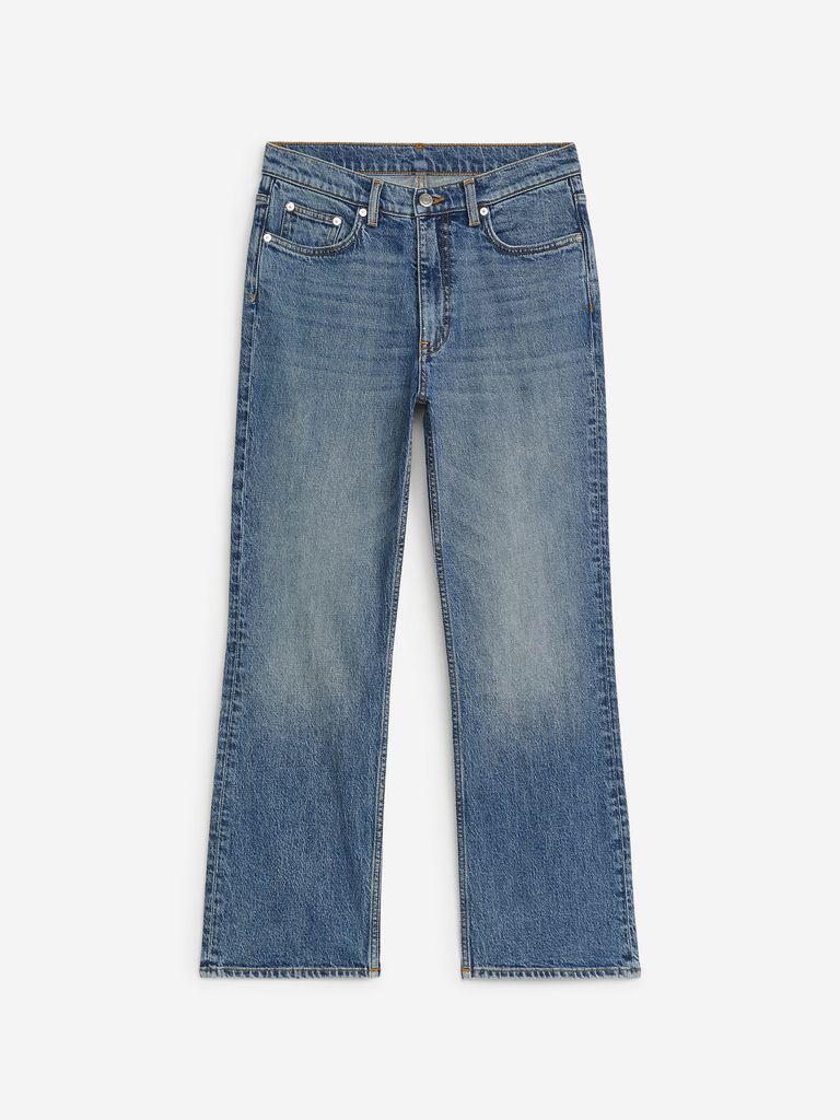 mid blue jeans product picture