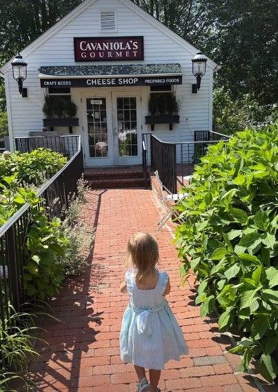 Lady Kitty's Spencer's daughter looked so sweet in her frilled dress