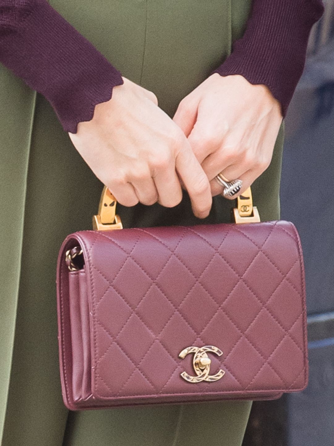 LONDON, ENGLAND - OCTOBER 09: Catherine, Duchess of Cambridge, bag detail, visits The Angela Marmont Centre For UK Biodiversity at Natural History Museum on October 09, 2019 in London, England. HRH is Patron of the Natural History Museum. (Photo by Samir Hussein/WireImage)