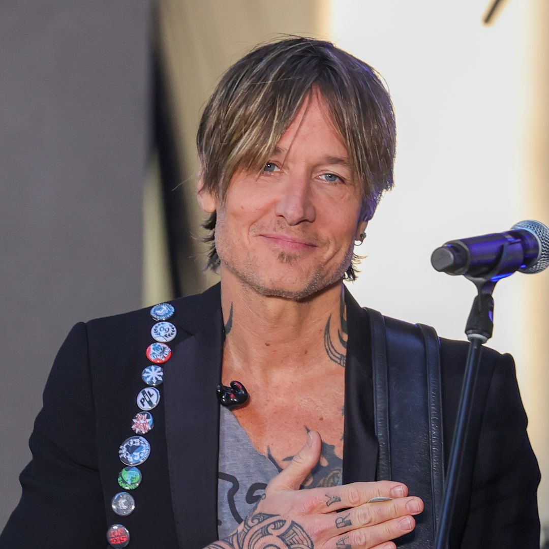 Keith Urban's latest video moves fans to tears as famous friends show support