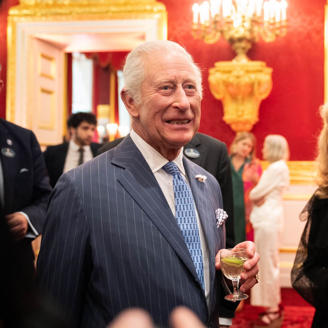 King reveals rare details of friendship with cousins, Sophie's ballet class, and more