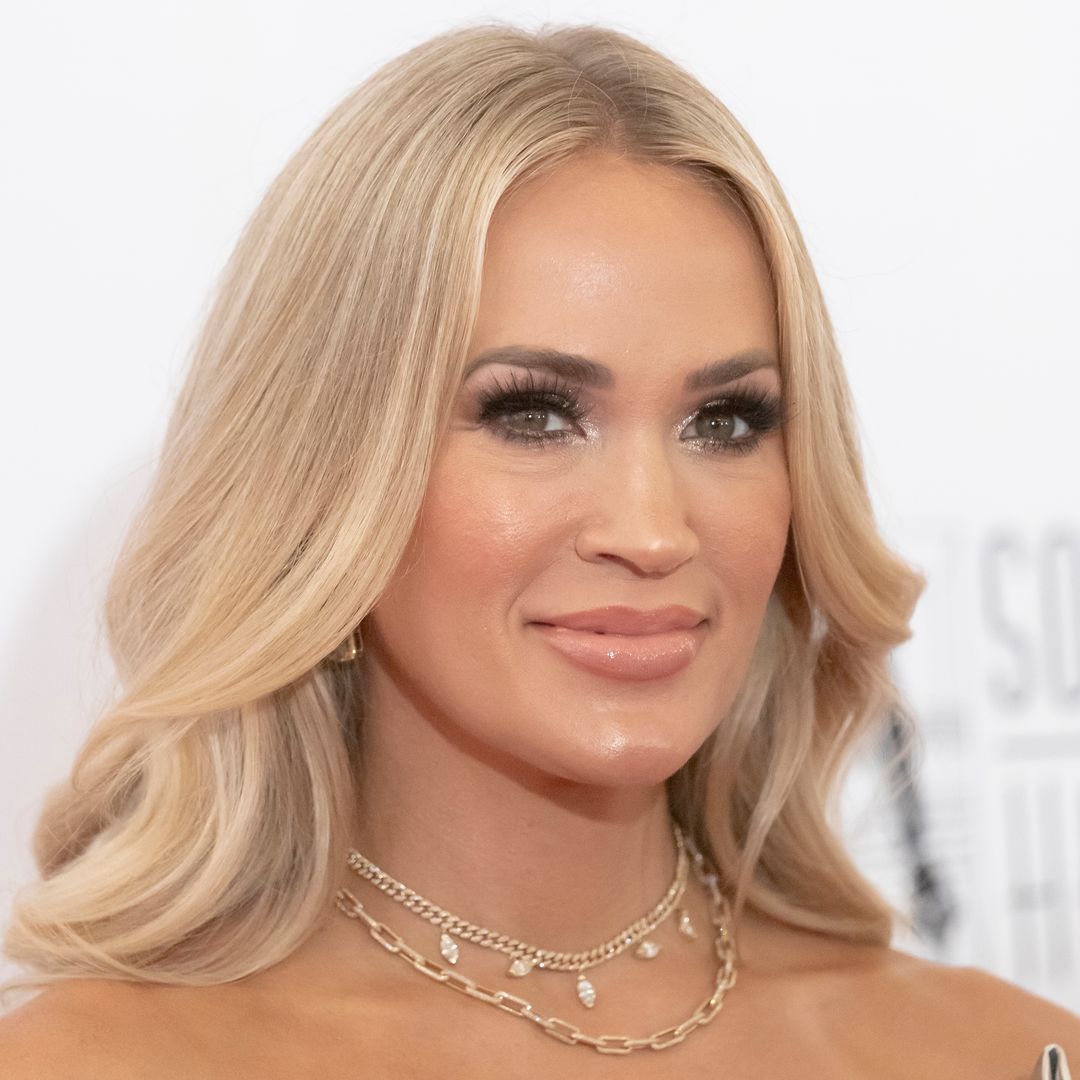 Carrie Underwood causes a stir with then-and-now photos ahead of American Idol return