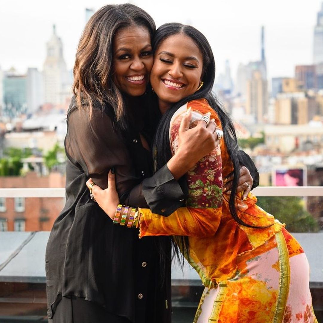 Sasha Obama stuns in brand new family photo on 24th birthday