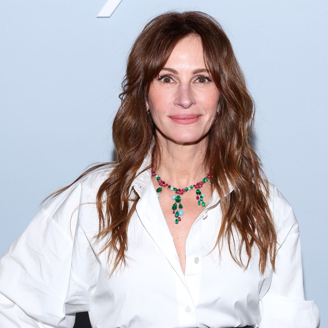 Julia Roberts undergoes bleached blonde hair transformation – and it's so short