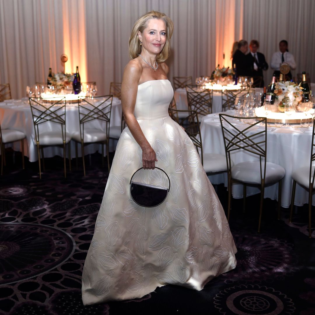 Gillian Anderson's 'vagina dress' has actually been trending since 2017