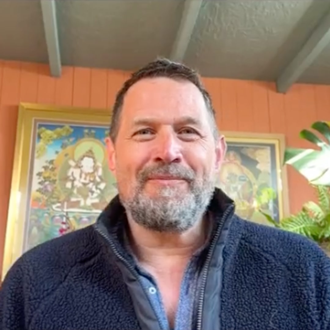 Alistair Appleton's winter 'hibernation' at electricity-free coastguard's cottage